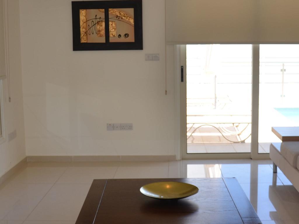 Athena Beach Villas Protaras Eksteriør billede