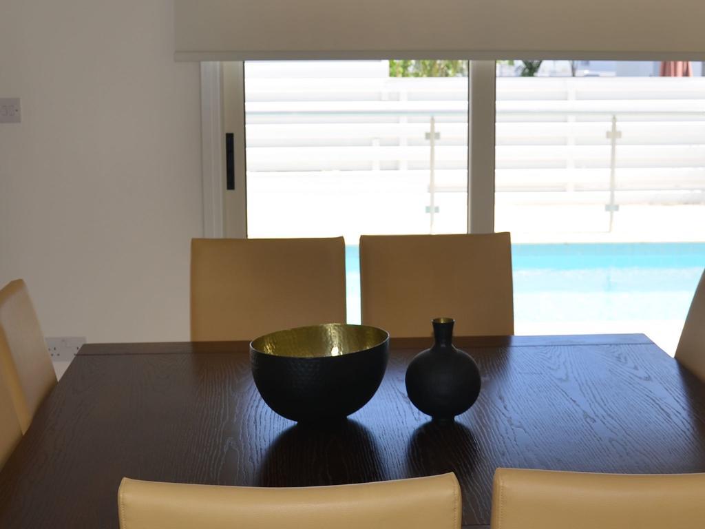 Athena Beach Villas Protaras Eksteriør billede