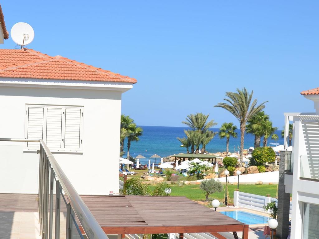 Athena Beach Villas Protaras Eksteriør billede