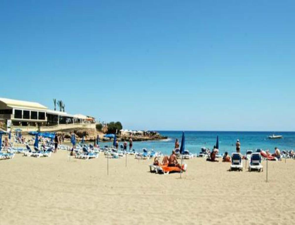 Athena Beach Villas Protaras Eksteriør billede