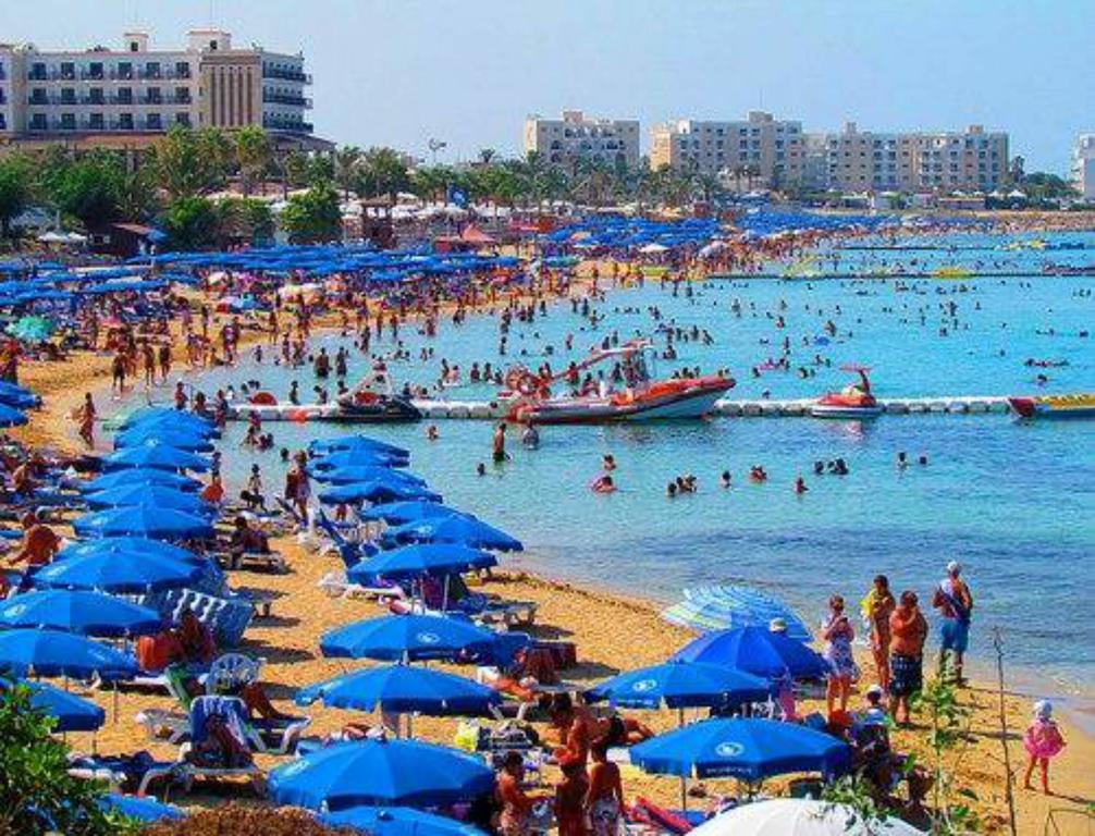 Athena Beach Villas Protaras Eksteriør billede
