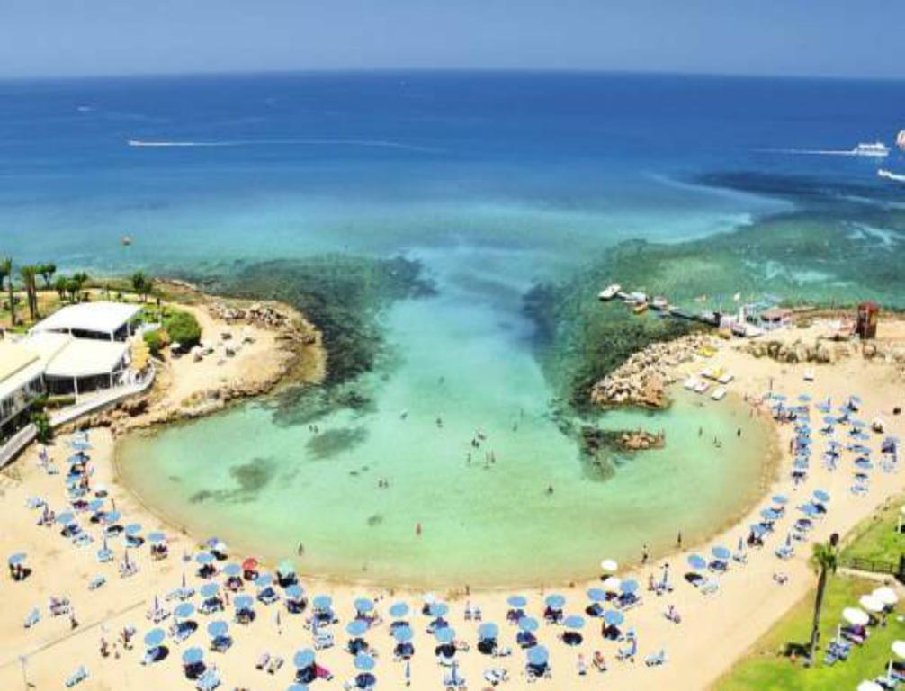 Athena Beach Villas Protaras Eksteriør billede