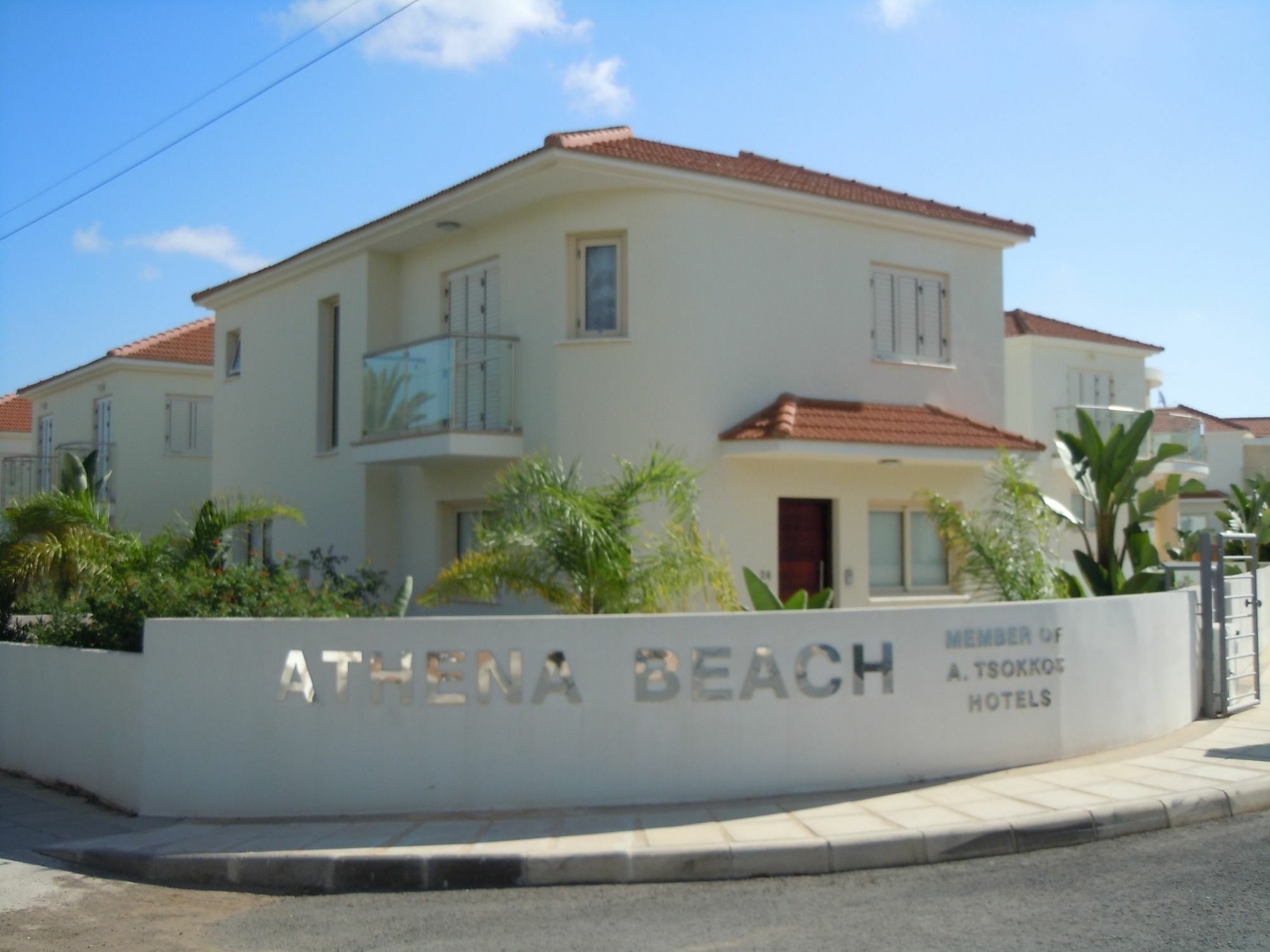 Athena Beach Villas Pernera Eksteriør billede