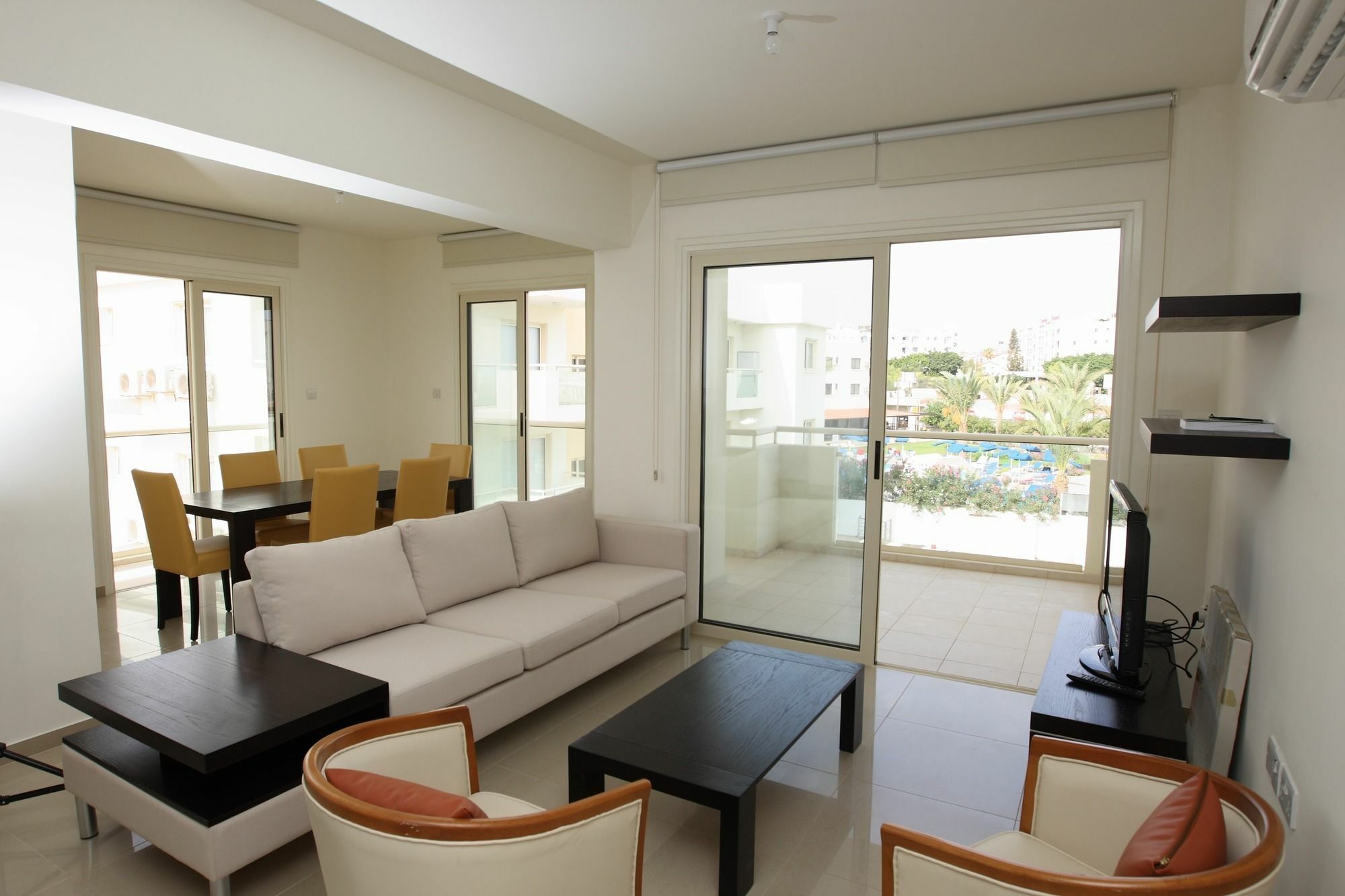 Athena Beach Villas Protaras Eksteriør billede