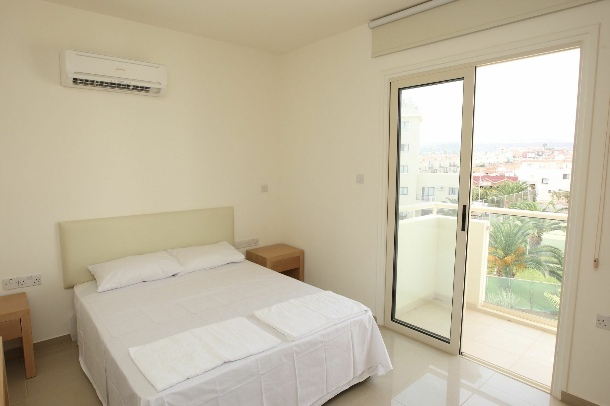 Athena Beach Villas Protaras Eksteriør billede